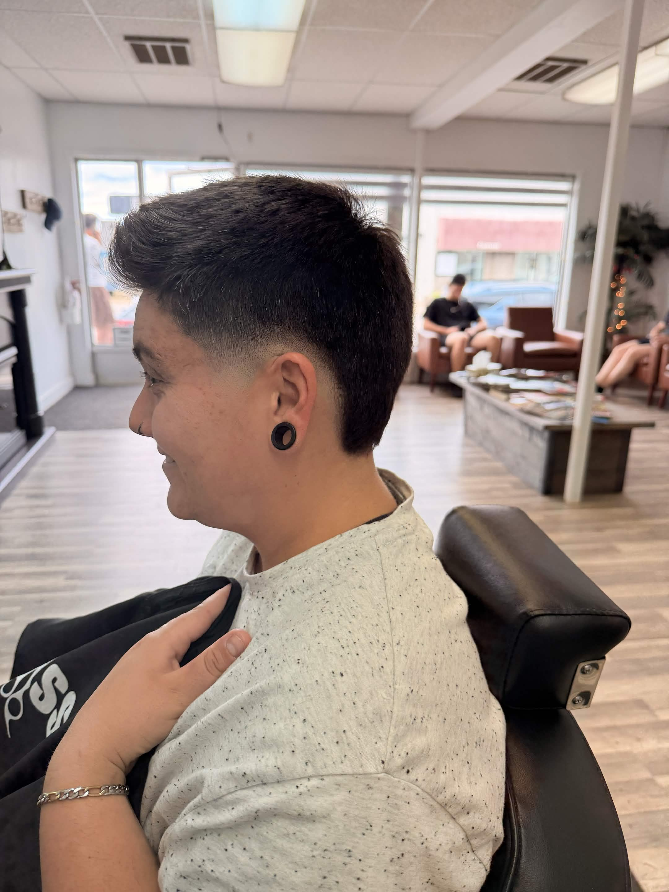 Style de coupe réalisé au Barbershop Annie à Sept-Îles